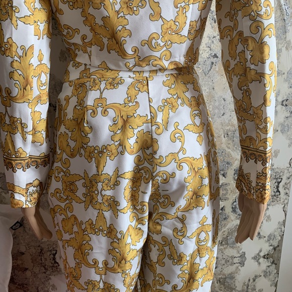 BEAUTIFUL CO-ORD DAMASK SET - Picture 7 of 8